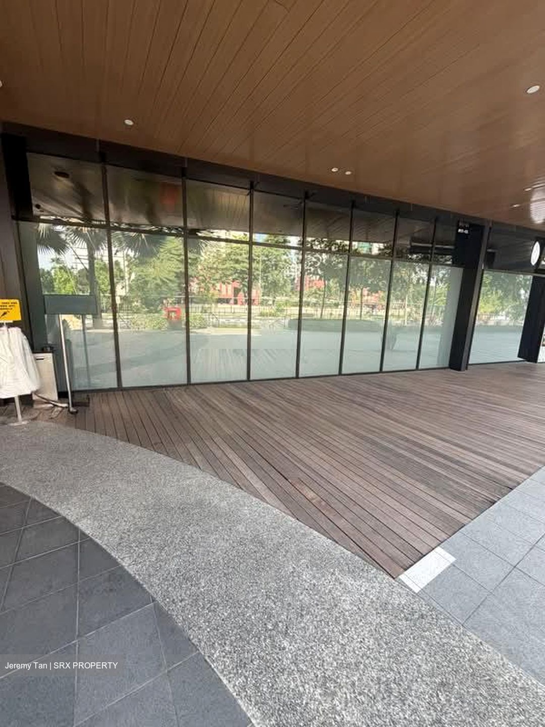 New Tech Park (D19), Retail #604591551
